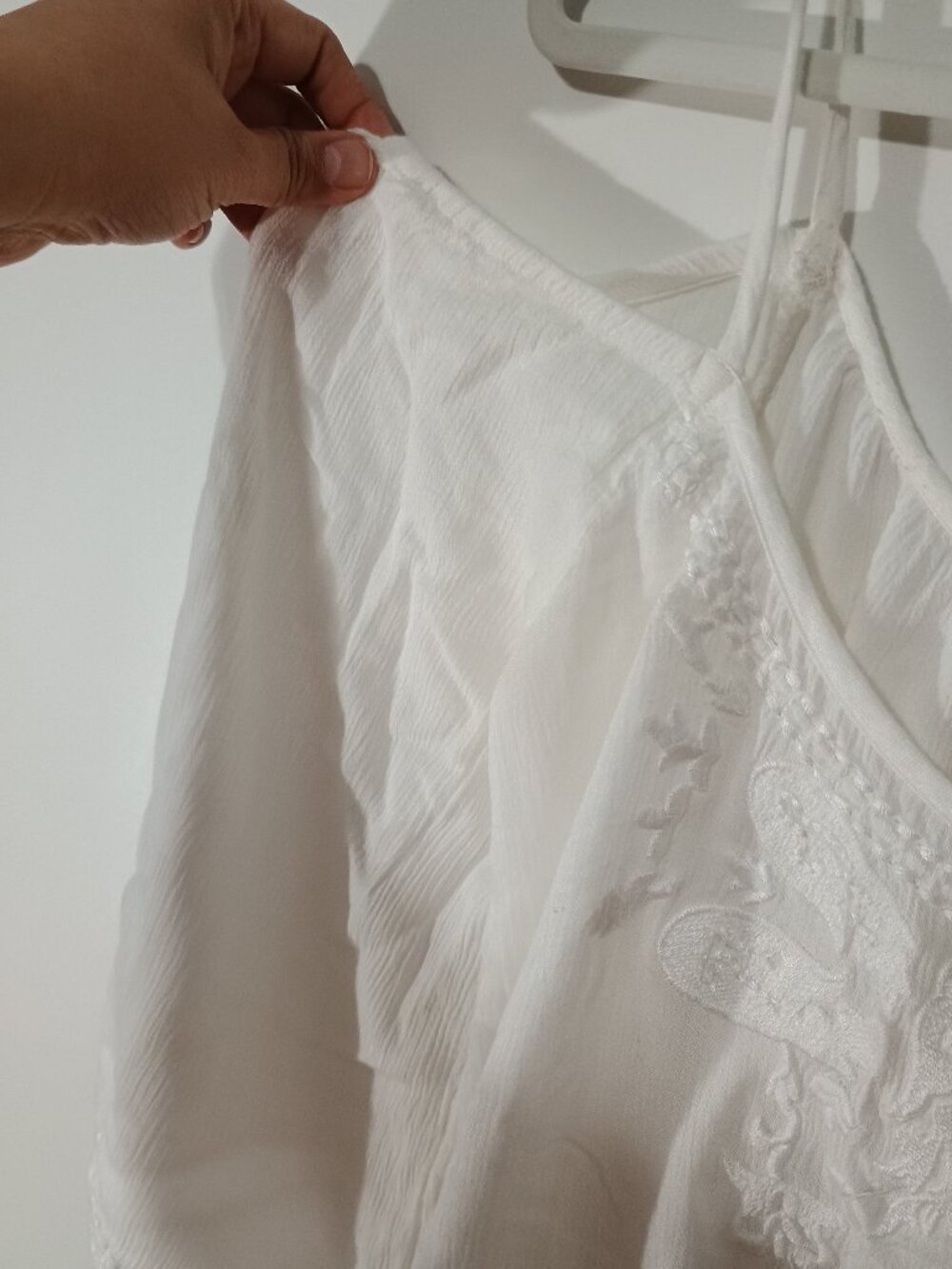 Ecote Urban Outfitters White Boho Cold Shoulder Crochet Lace Embroidered Blouse - Picture 7 of 10